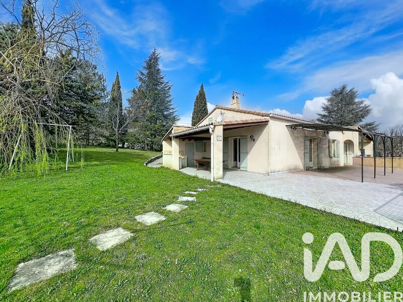 Maison - 182 m² - 6 pièces