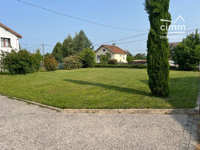 Maison traditionnelle - 64 m² - 5 pièces