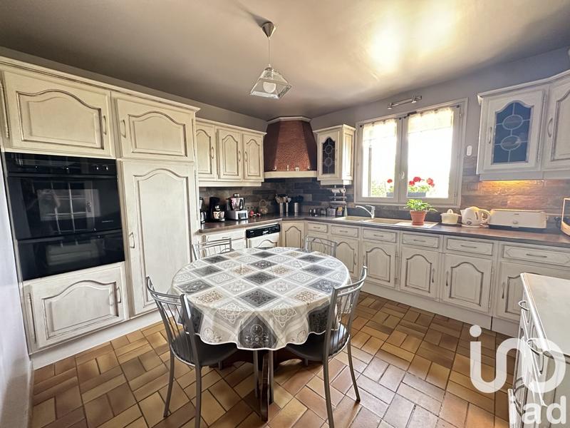 Maison - 159 m² - 8 pièces