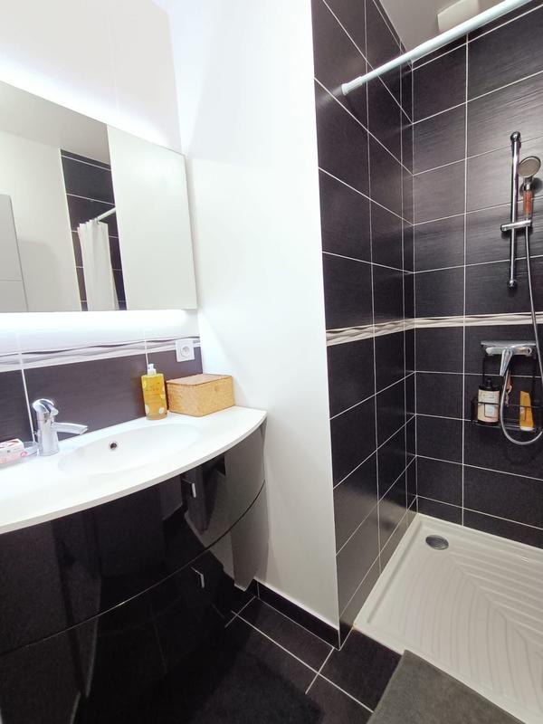 Maison contemporaine - 110 m² - 6 pièces