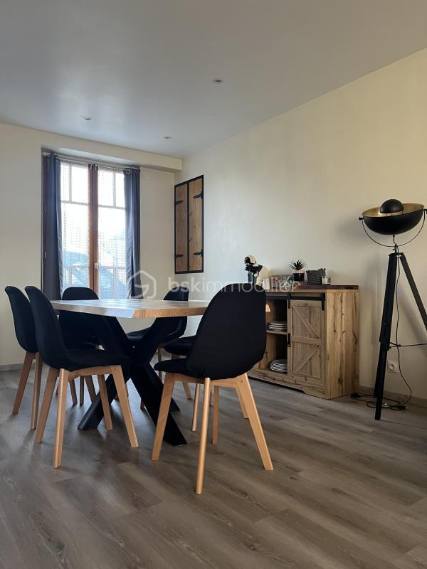 Château - 56 m² - 2 pièces