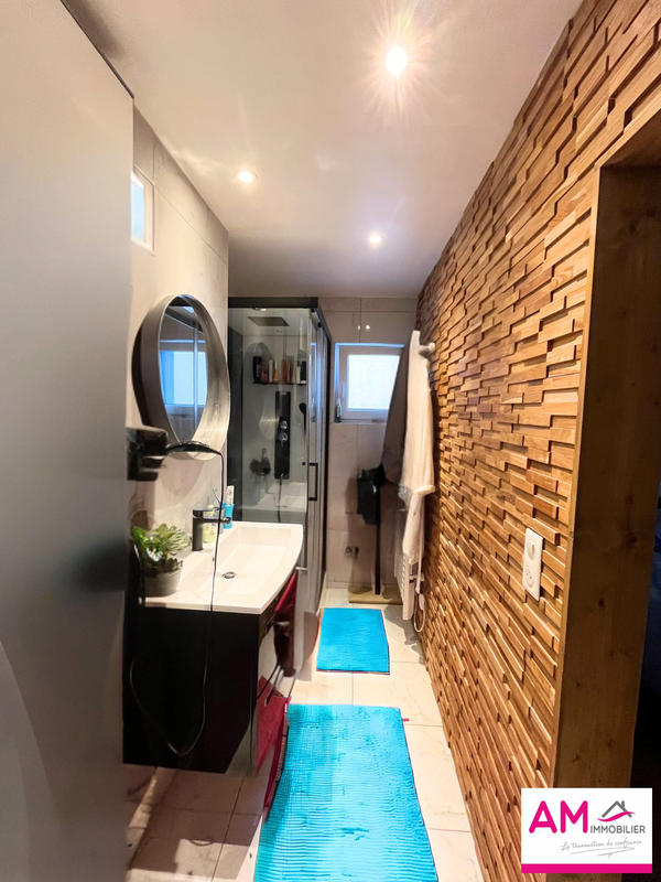 Maison - 140 m² - 7 pièces