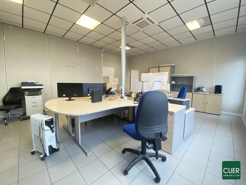 Local commercial - 248 m² - 5 pièces