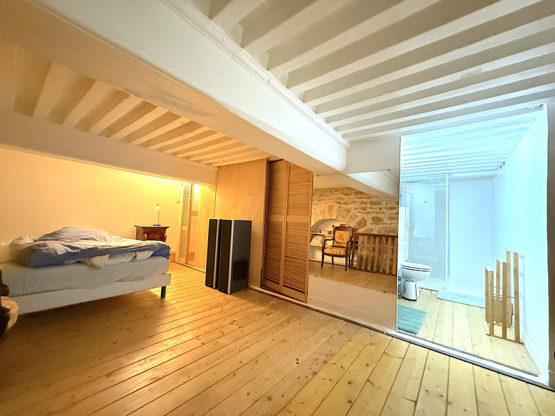 Appartement - 96 m² - 5 pièces