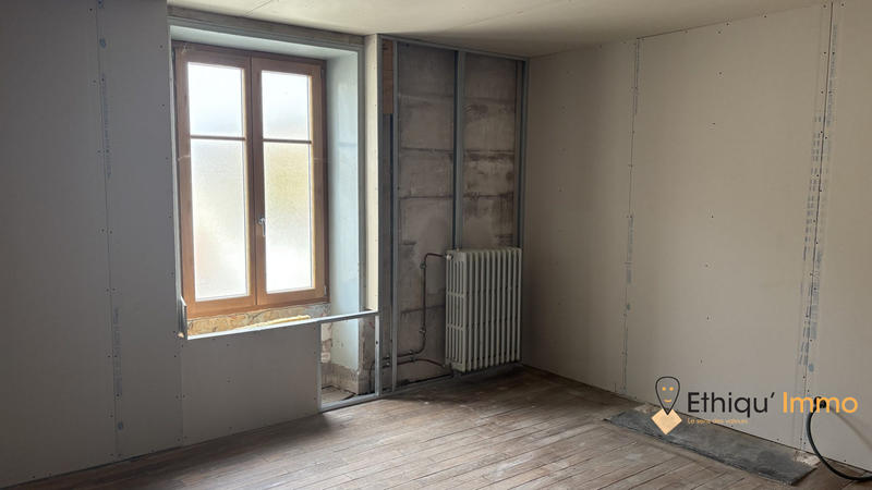 Maison ancienne - 183 m² - 6 pièces