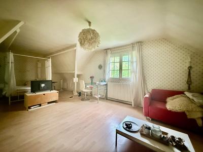 Maison - 153 m² - 7 pièces