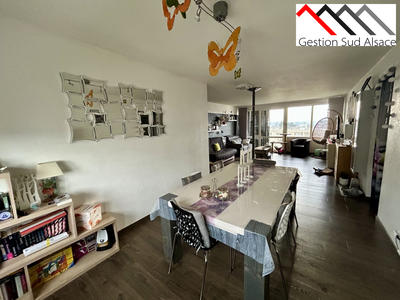Appartement - 93 m² - 5 pièces