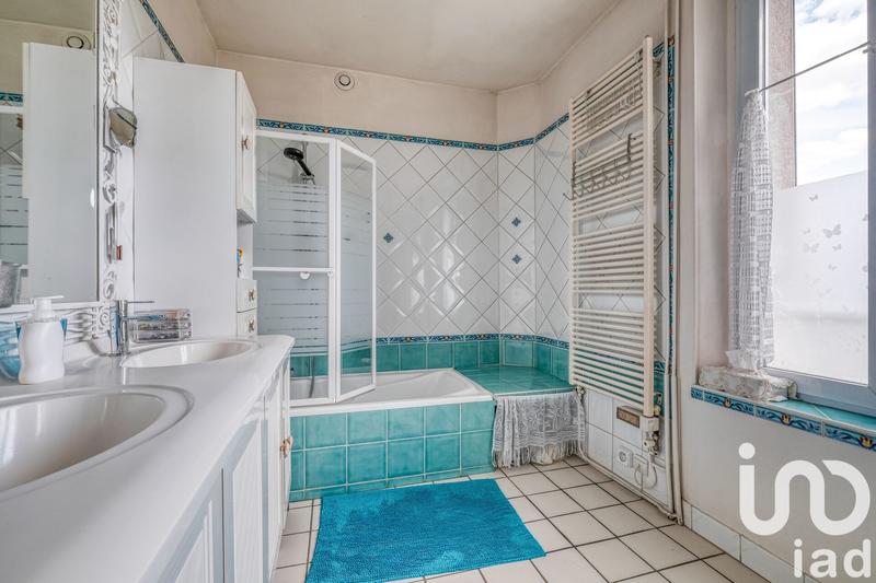 Maison - 134 m² - 5 pièces