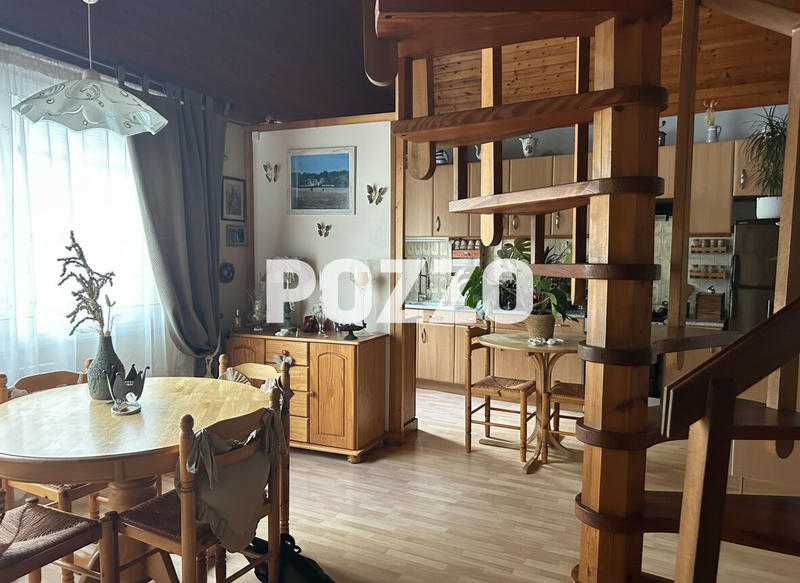 Maison - 95 m² - 4 pièces