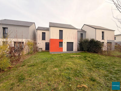 Maison contemporaine - 82 m² - 4 pièces