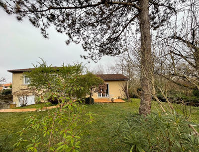 Maison - 138 m² - 7 pièces