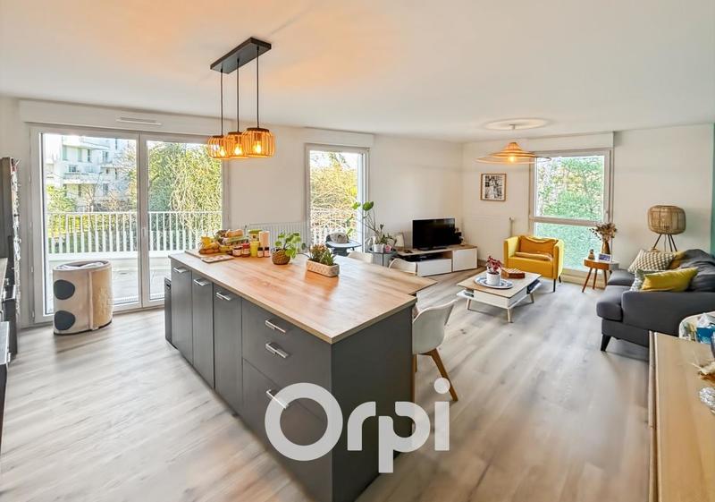 Appartement - 81 m² - 4 pièces