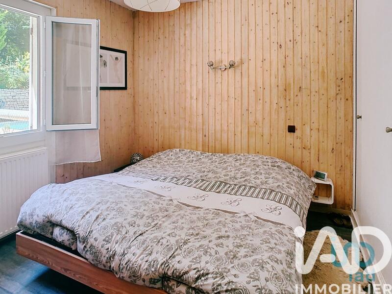 Maison - 325 m² - 14 pièces