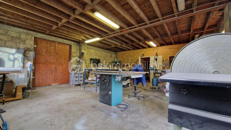 Immeuble - 375 m² - 5 pièces