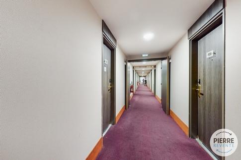 Studio - 49 m² - 1 pièce