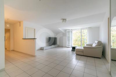 Appartement - 86 m² - 3 pièces