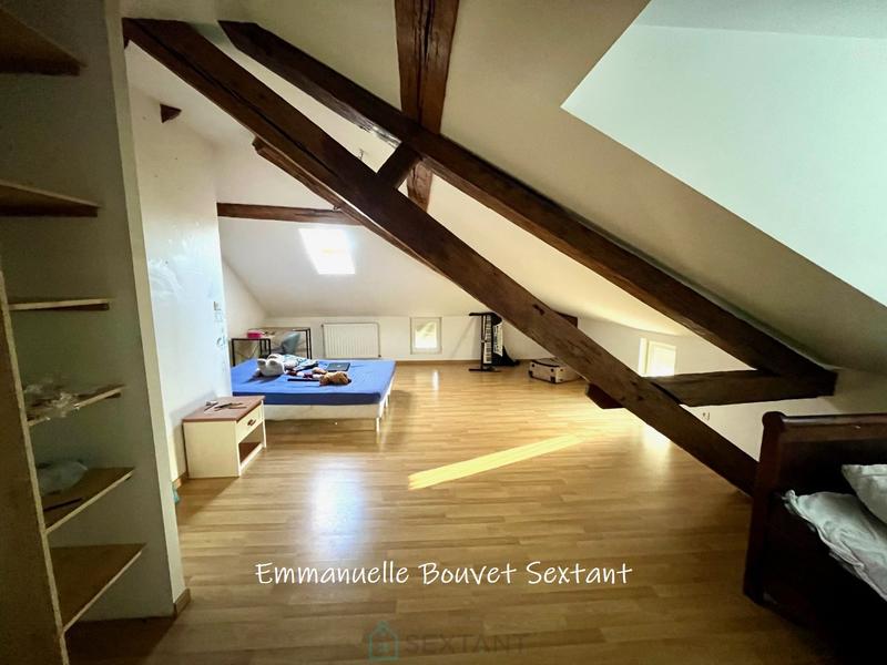 Maison en pierre - 173 m² - 6 pièces