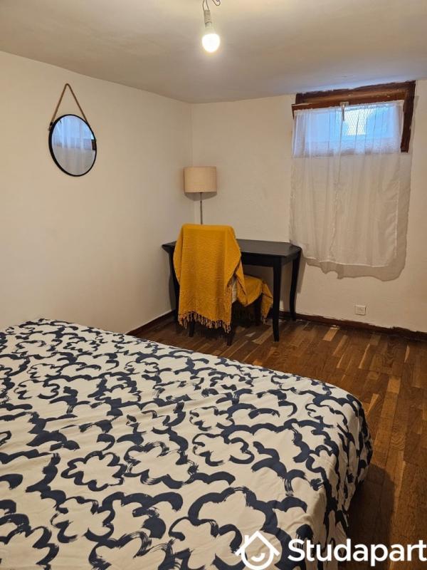 Chambre - 12 m² - 1 pièce