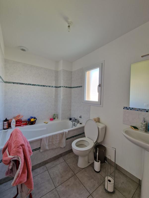 Maison - 77 m² - 4 pièces