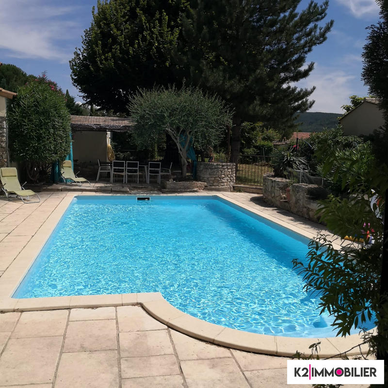 Maison - 138 m² - 5 pièces