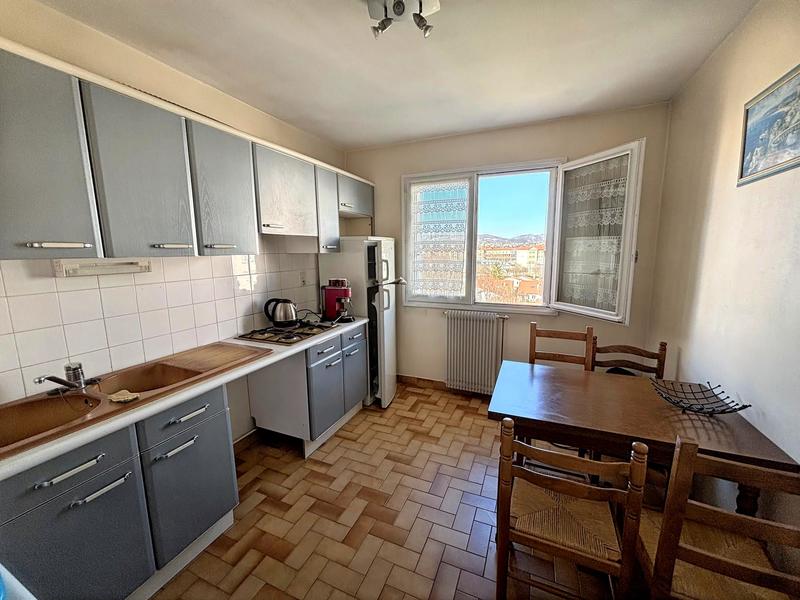 Appartement - 70 m² - 3 pièces