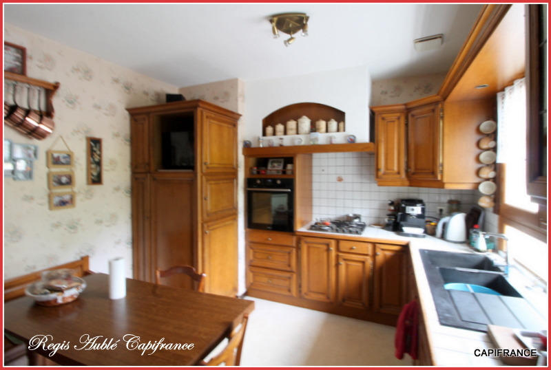 Maison - 95 m² - 5 pièces