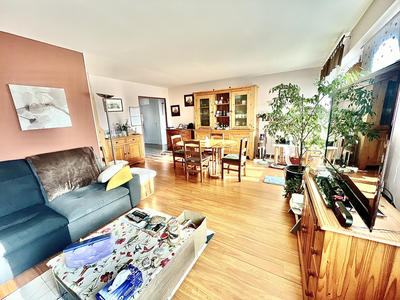 Duplex - 122 m² - 6 pièces