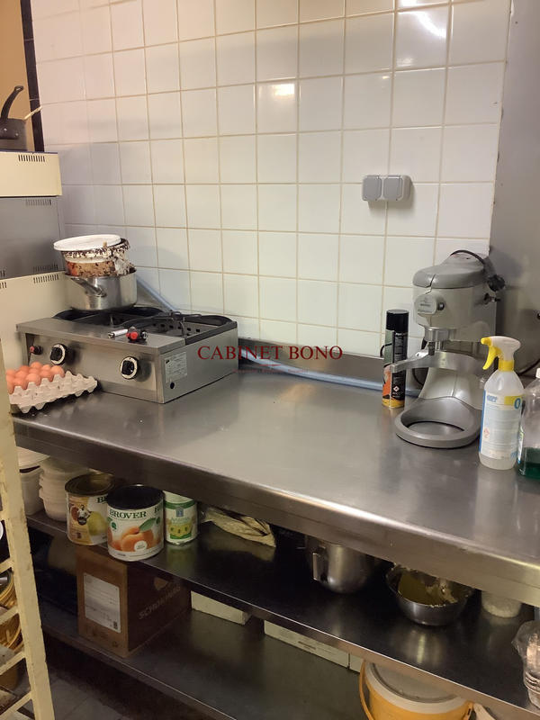 Fonds de commerce - 140 m²