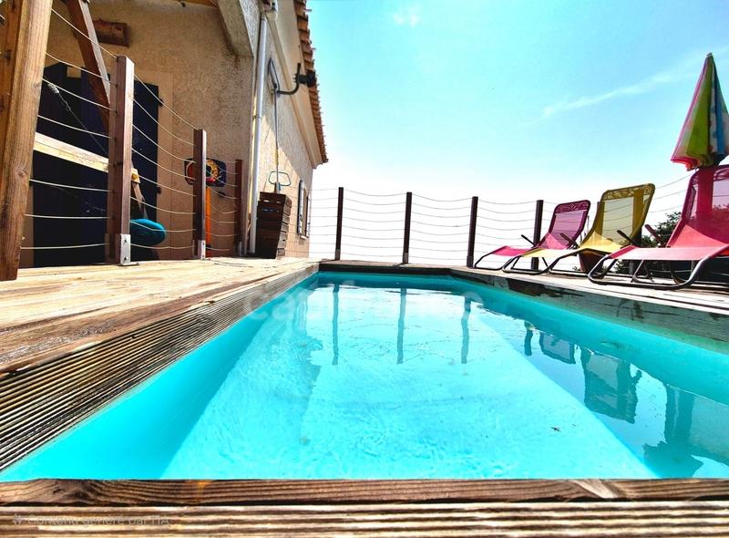 Maison - 213 m² - 9 pièces