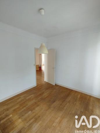 Maison - 180 m² - 8 pièces