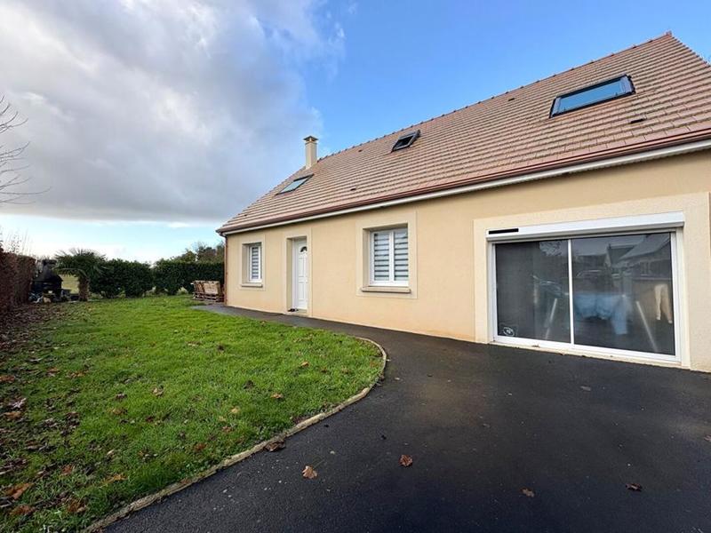 Maison - 130 m² - 6 pièces