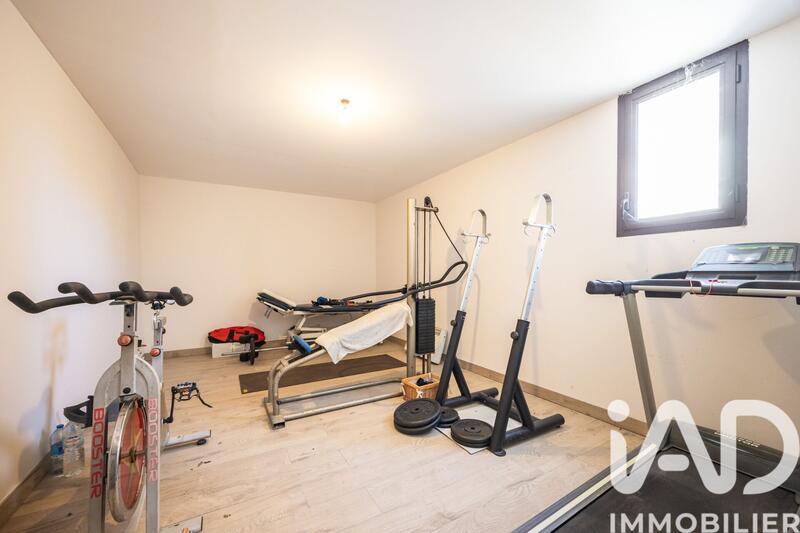 Maison de maîtres - 350 m² - 6 pièces