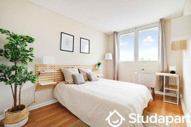 Chambre - 10 m² - 1 pièce