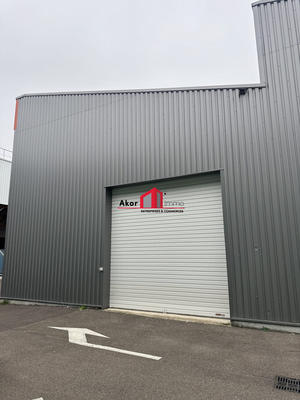 Entrepôt - 247 m²
