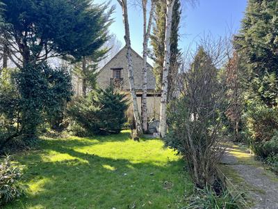 Maison - 180 m² - 6 pièces