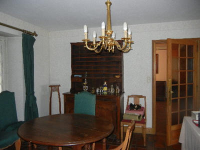 Maison - 290 m² - 9 pièces