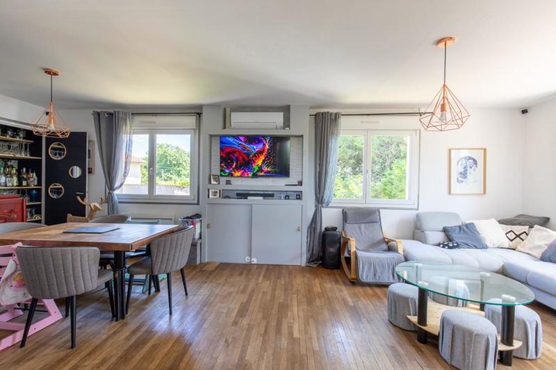 Maison - 140 m² - 5 pièces