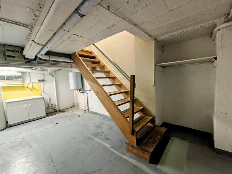 Local d'activités - 81 m²