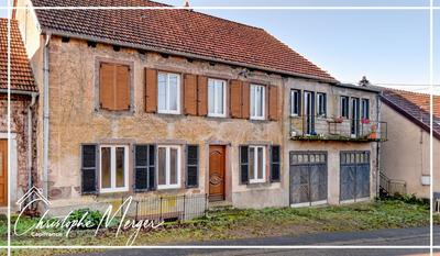 Maison - 220 m² - 7 pièces