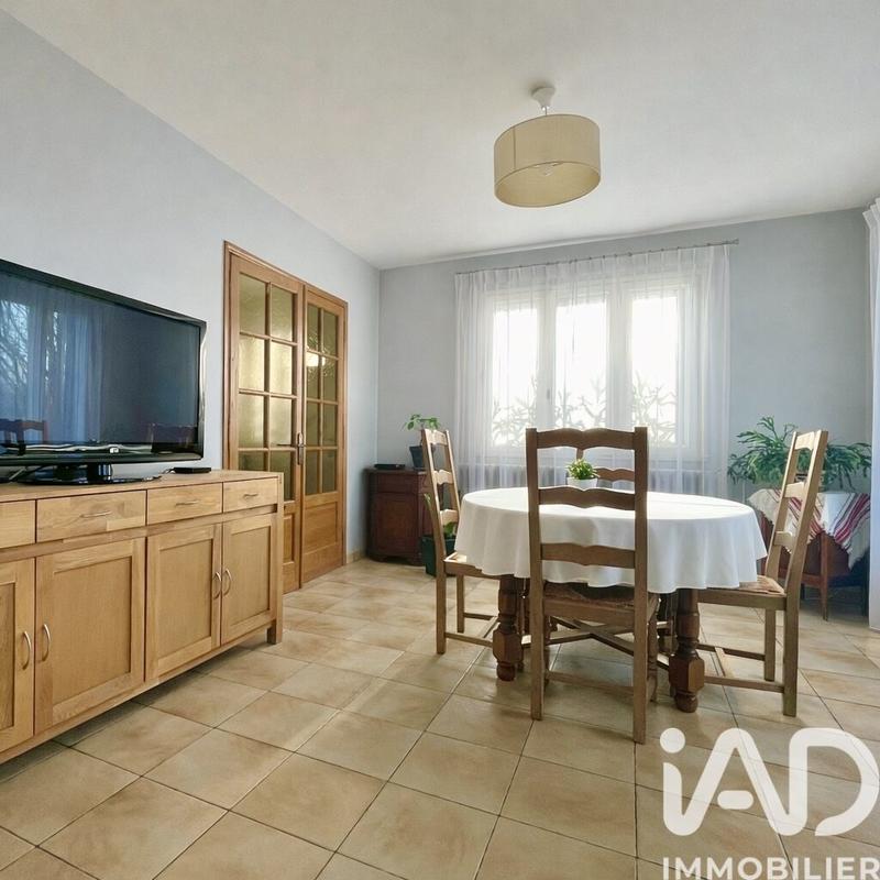 Maison - 91 m² - 5 pièces