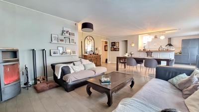 Maison - 171 m² - 7 pièces