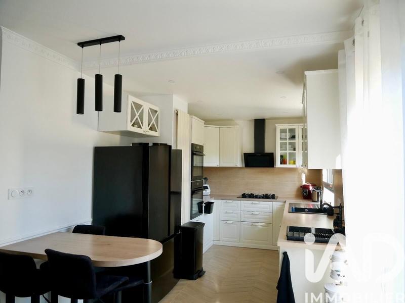 Maison - 188 m² - 7 pièces