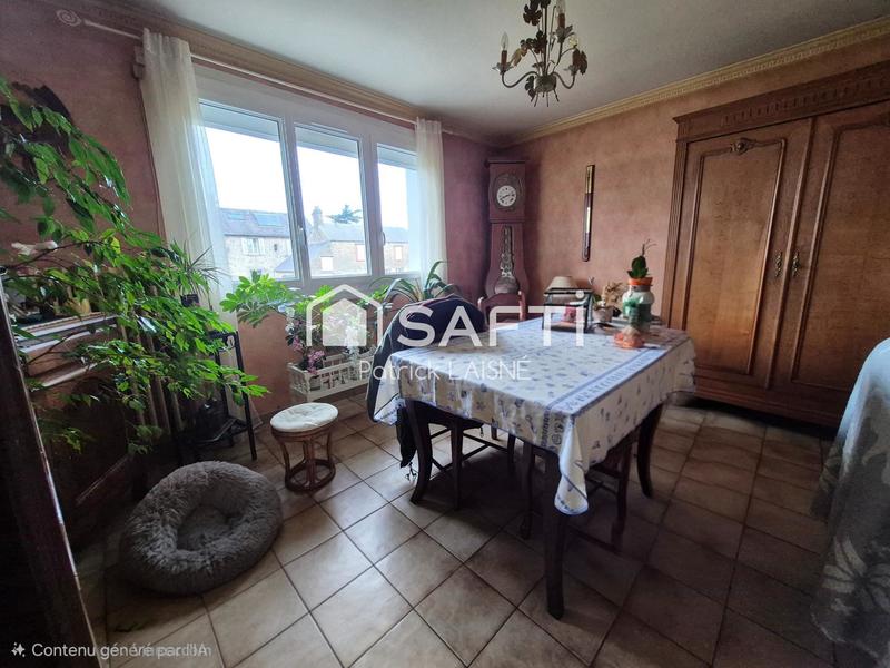 Maison - 80 m² - 5 pièces