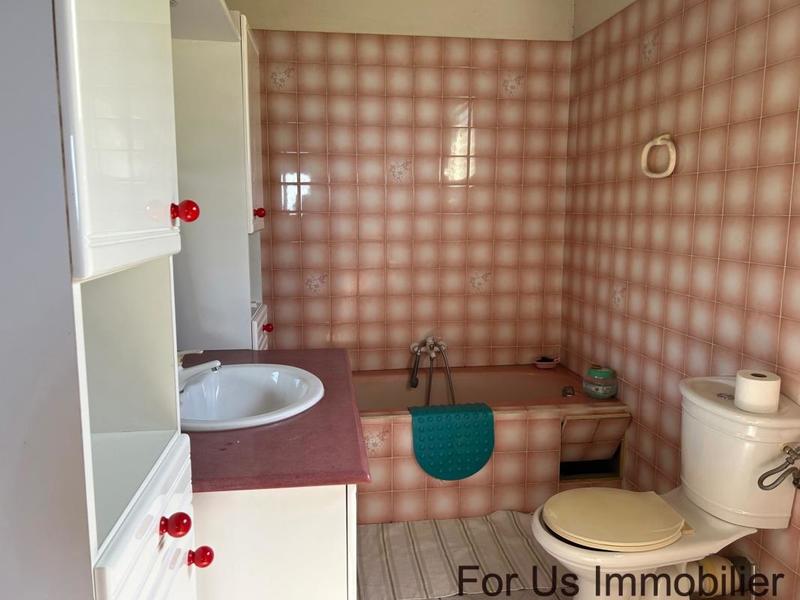 Maison - 215 m² - 7 pièces