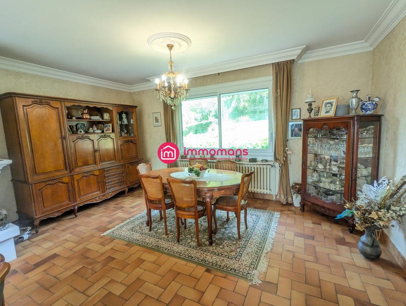 Maison - 176 m² - 7 pièces