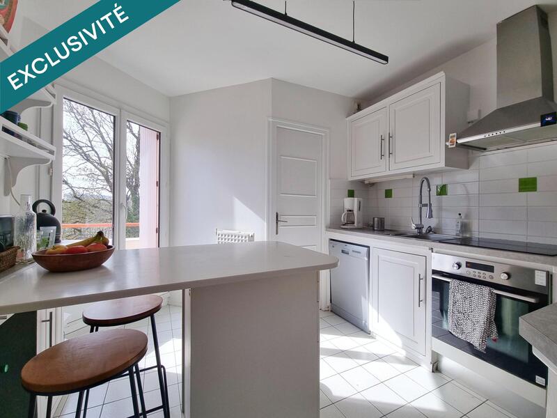 Appartement - 86 m² - 4 pièces