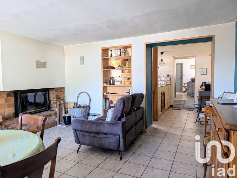 Maison - 201 m² - 7 pièces