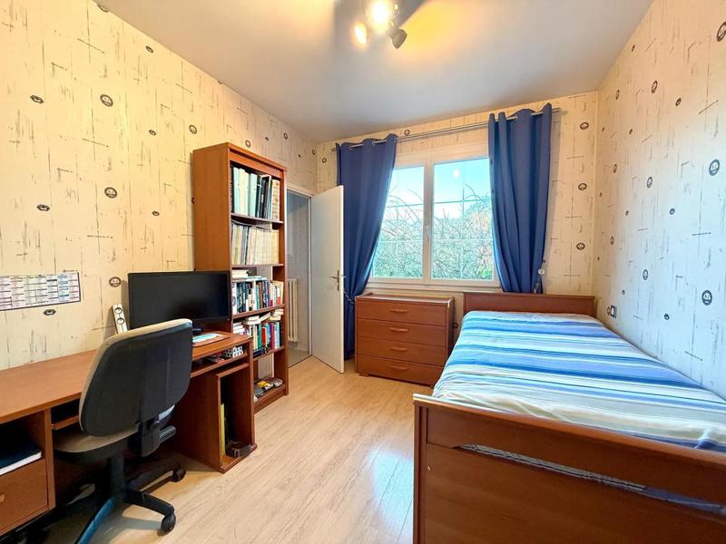 Maison - 187 m² - 8 pièces