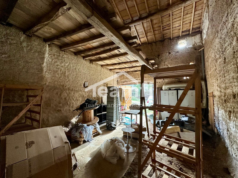 Maison - 102 m² - 6 pièces