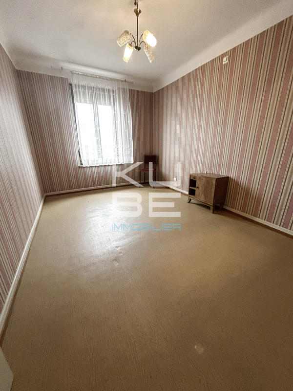 Maison - 110 m² - 4 pièces